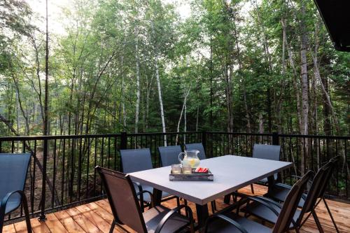 Balkoni atau teres di Sezona - Nature escape in Tremblant