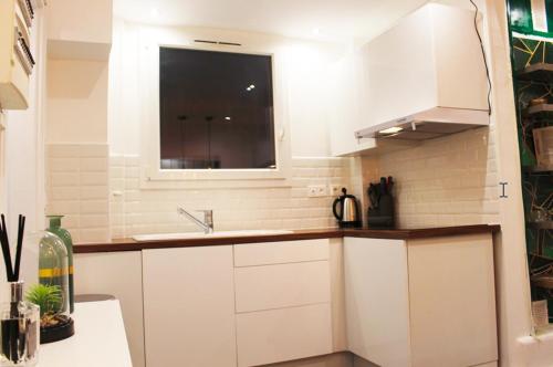 Una cocina o cocineta en Luxurious, comfortable and bright appartment