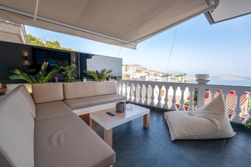 Balkoni atau teres di Mato Luxury Apartments