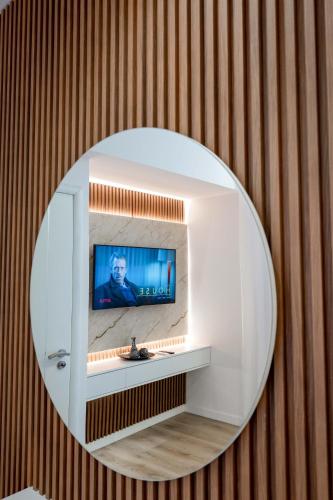 Televisyen dan/atau pusat hiburan di Mato Luxury Apartments