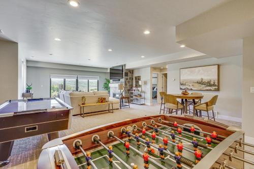 Afbeelding uit fotogalerij van Spacious Heber City Home - Walk to Community Beach in Heber City