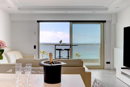 Croisette sea view