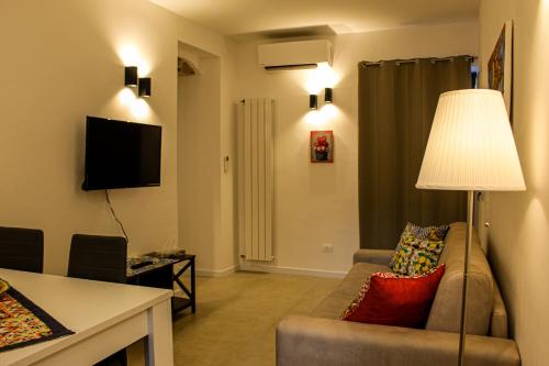 Μια τηλεόραση ή/και κέντρο ψυχαγωγίας στο Holiday Home MATT ROS