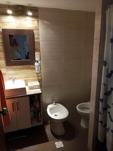 Koupelna v ubytování Habitación en apto compartido para una persona