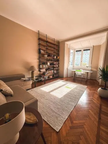 Cozy Apartment in Via Washington Freshly Renovated photo 1