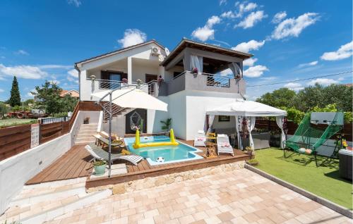 Pet Friendly Home In Tinj With Jacuzzi