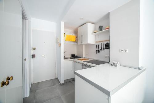 Lolo Home estudio con WiFi, AC y Piscinas