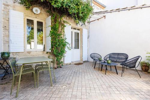 Photo de la galerie de l'établissement Maison de la Chartreuse - Welkeys, à Villeneuve-lès-Avignon