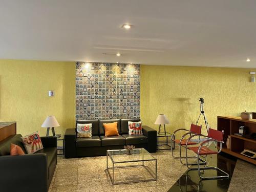 Posezení v ubytování Mansoori Apart Hotel II