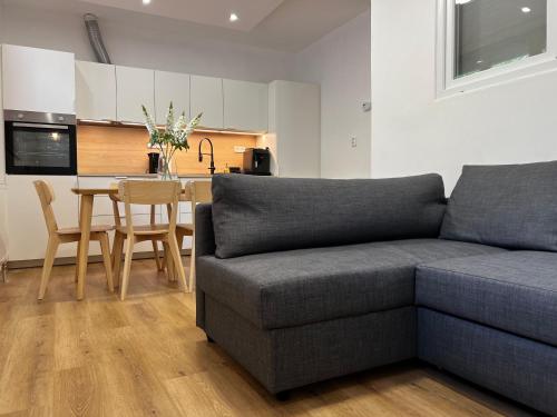 Apartment B l Modern Stay with Parking