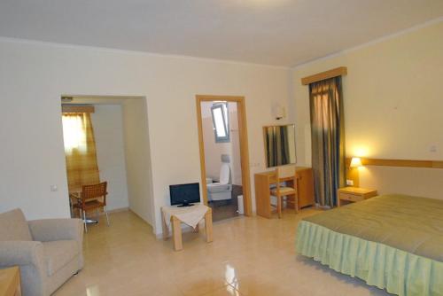 Gallery image of Theofilos Superior Hotel in Petra
