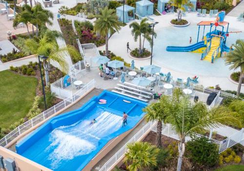 Upstay - Solara Resort Retreat w Pool and Hot Tub photo 39