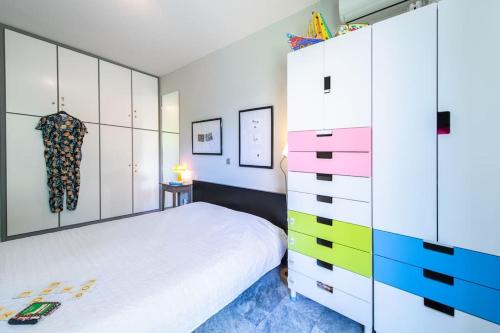 The Holiday Place in Voula for 4 by Filos Inc