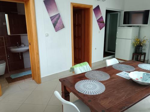 Apartment in Biograd na Moru with Terrace, Air conditioning, Wi-Fi, Dishwasher (4818-1)