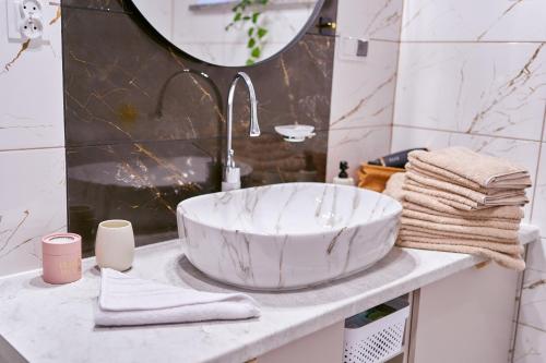 Φωτογραφία από το άλμπουμ του Apartamenty Sowi Most σε Gluszyca