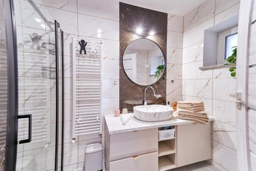 Ένα μπάνιο στο Apartamenty Sowi Most