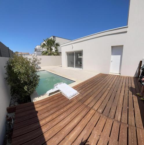 Villa moderne et confortable