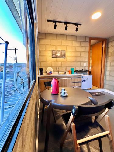 Køkken eller tekøkken på Apto Studio Industrial 07