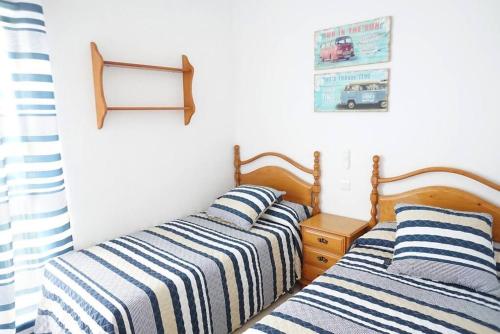 Amplio ideal para familias con piscina y padel
