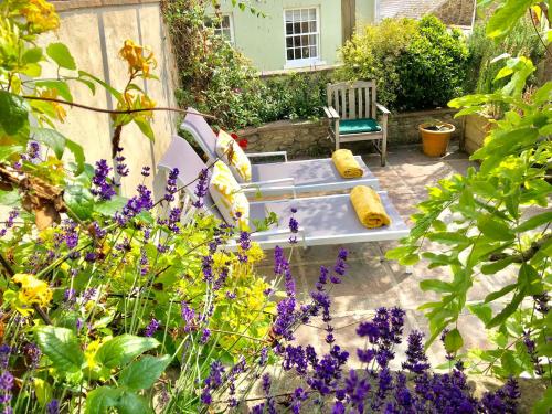 Κήπος έξω από το Dorset House, Salcombe, with Free Parking