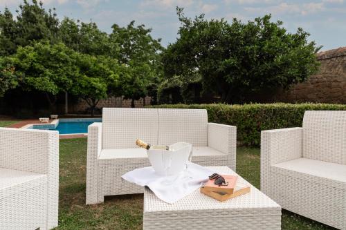La alberca dentro o cerca de Masseria à quaranta - Rooms & Events
