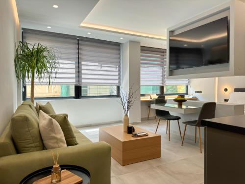 Luxury Downtown Apartment A5