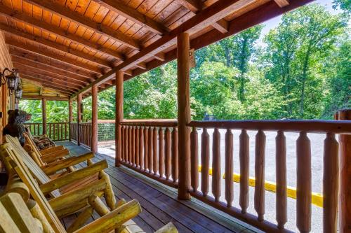 The Circle Of Life, Hot Tub, Theater Room, 560 FREE tickets each paid day photo 24