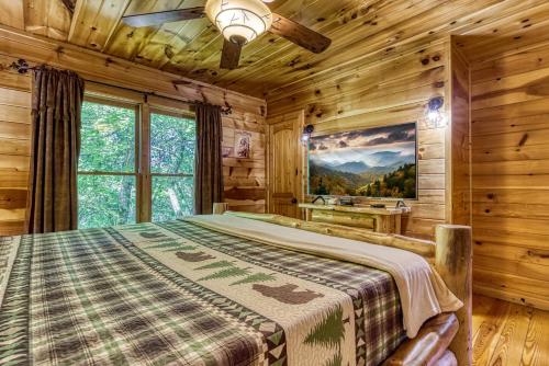 The Circle Of Life, Hot Tub, Theater Room, 560 FREE tickets each paid day photo 3