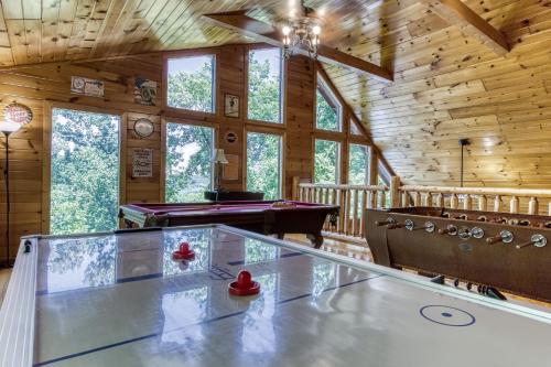 The Circle Of Life, Hot Tub, Theater Room, 560 FREE tickets each paid day photo 35