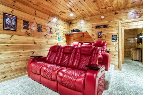 The Circle Of Life, Hot Tub, Theater Room, 560 FREE tickets each paid day photo 57