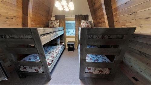 Gallery image of Claim Jumper A-Frame 6 - Pet Friendly - Near Fishing Ponds - Washer - Dryer - WiFi in Red River
