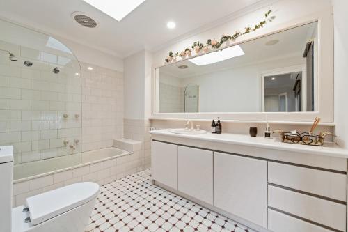 Koupelna v ubytování Lux Escape on the Peninsula - Pool, Spa & Nature