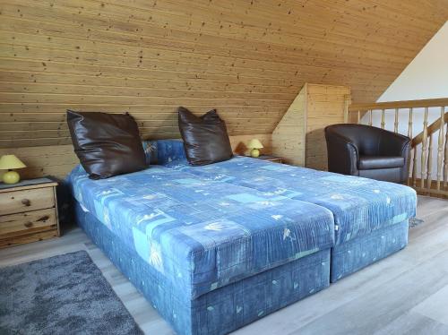 Postel nebo postele na pokoji v ubytování FeWo in Barth "Am Galgenberg 6"