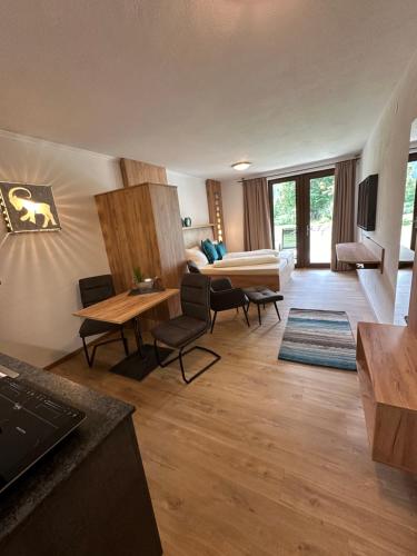 Postel nebo postele na pokoji v ubytování Apartment Haus am See