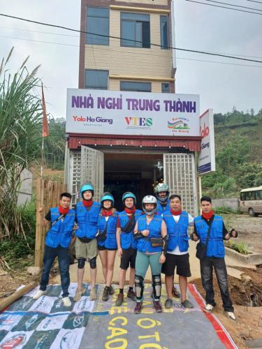 Гости Yolo Ha Giang Adventures, Motorbike and Loop Tours