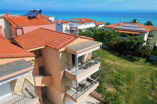 Olga House Polychrono 2 bedrooms 6 guests