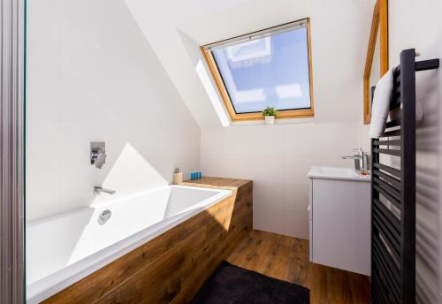 Koupelna v ubytování Bądkowskiego Two-Level Apartment