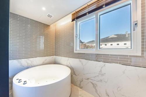 Koupelna v ubytování Brown Dot Hotel Gyeongju