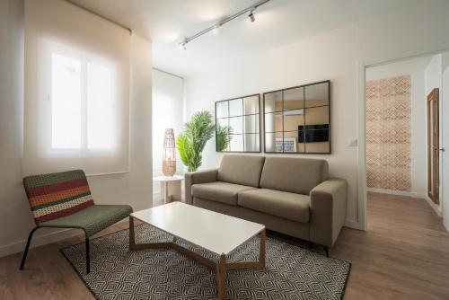 SUNN Apartments Amador de los Ríos, by Homing U