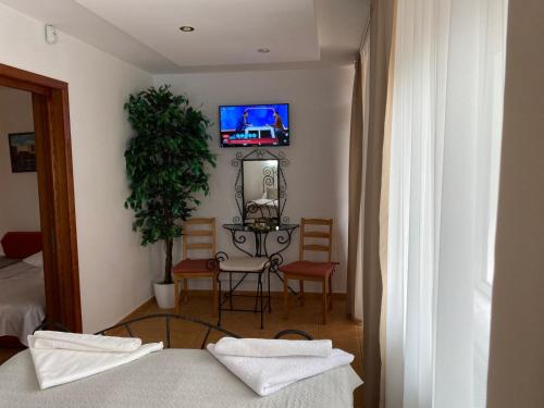 Gallery image of Suzana Garden in Venus