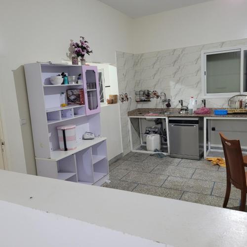 Una cocina o zona de cocina en Pour Familles Ferme Piscine Privée Hammam Beldi Sid Abed Près de Walidiya Calme Total