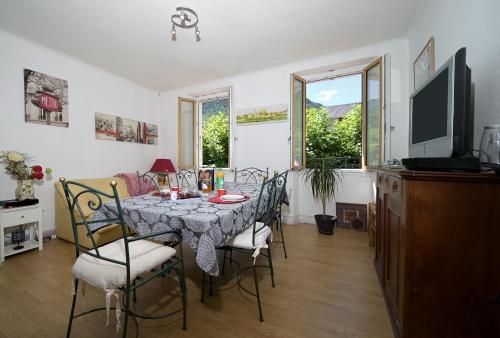 Photo de la galerie de l'établissement Chambre Verte, à Auzat