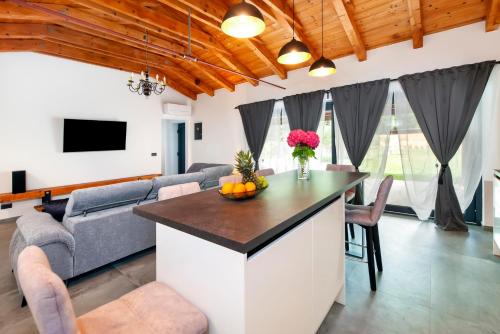 Foto Holiday House with jacuzzi and sauna 6