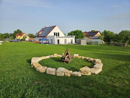 Сад в Ferienwohnungen Zum Rittergut 17