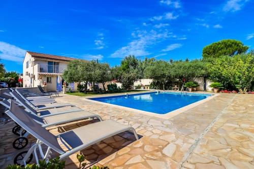 Le Beaucaire 6P - Appt avec piscine partagée