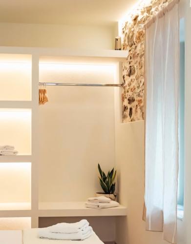 Ένα μπάνιο στο Kefi House Skiathos