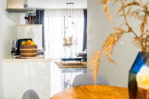 Cuisine ou kitchenette dans l'établissement Morabezahome - Zaza