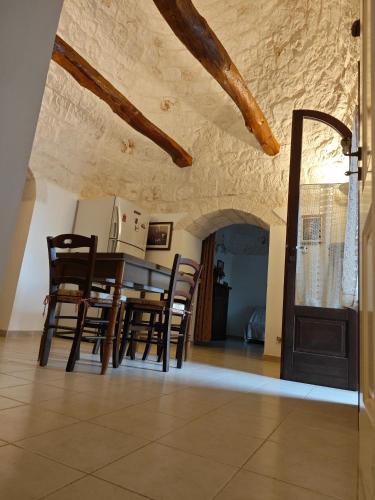 Trullo in valle d itriaにあるシーティングエリア