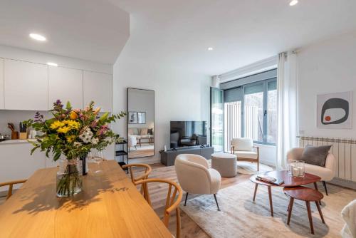 Avenida de San Luis 25, diseño y confort al más puro estilo madrileño