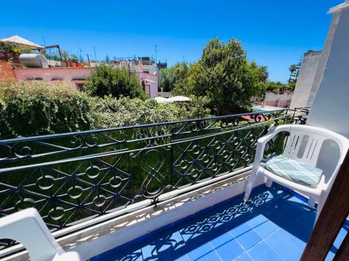 Un balcón o terraza en Villa Thomas BB conduzione familiare